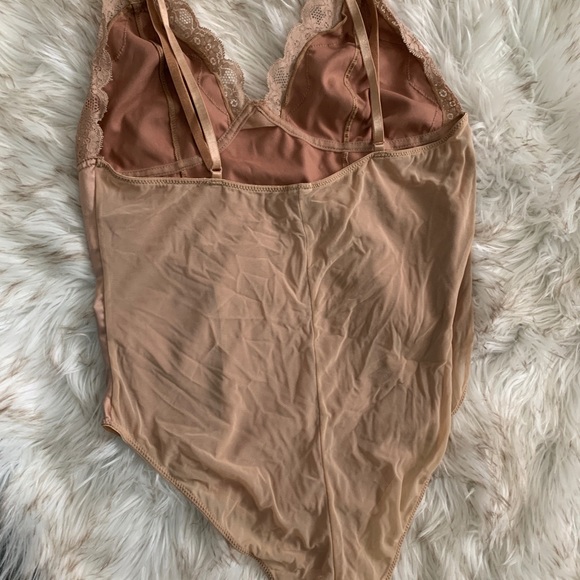 Satin body suit - Picture 2 of 2